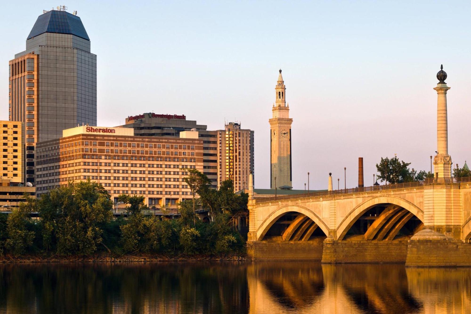 Sheraton Springfield Monarch Place Hotel Екстер'єр фото
