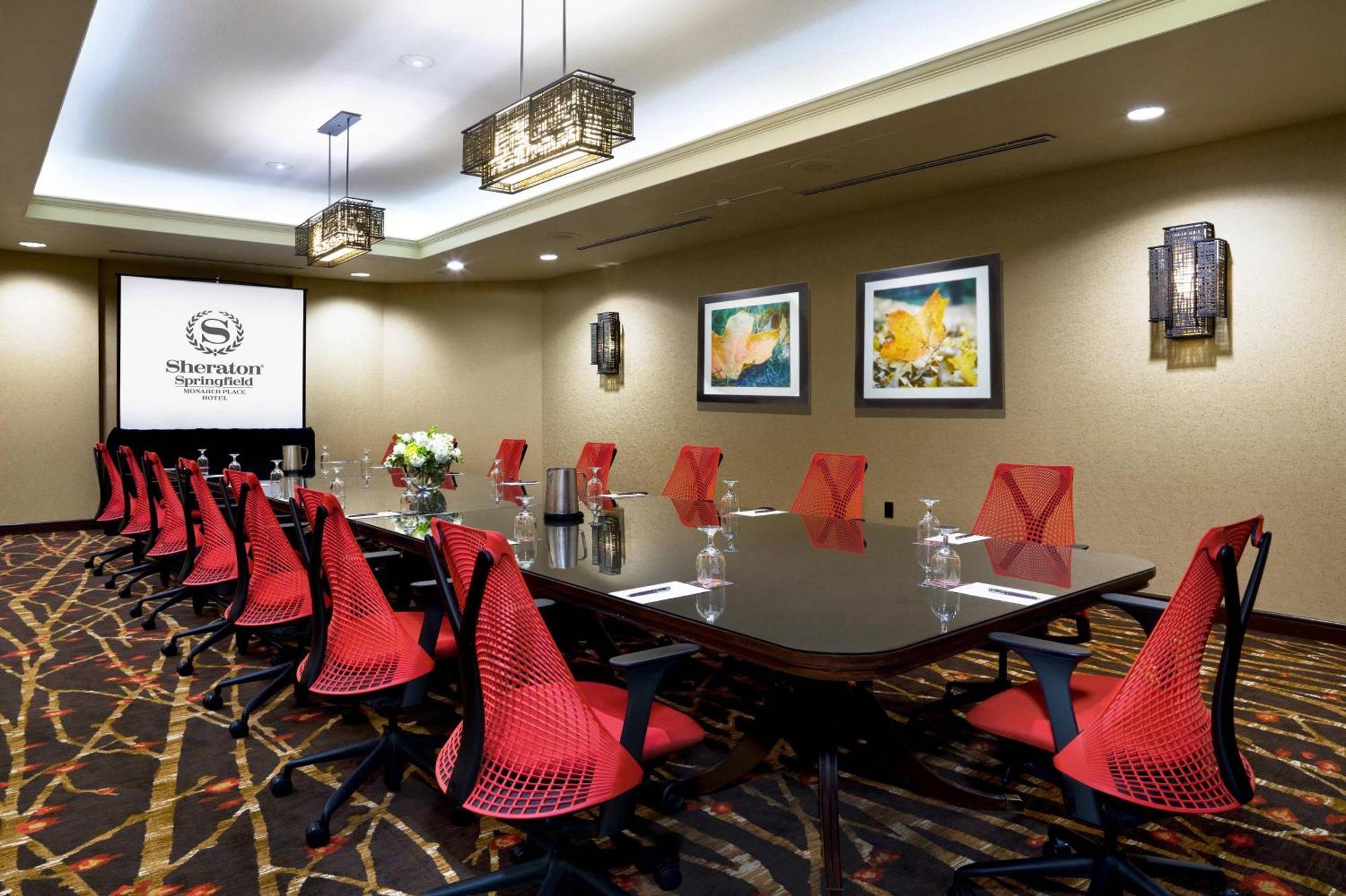 Sheraton Springfield Monarch Place Hotel Екстер'єр фото